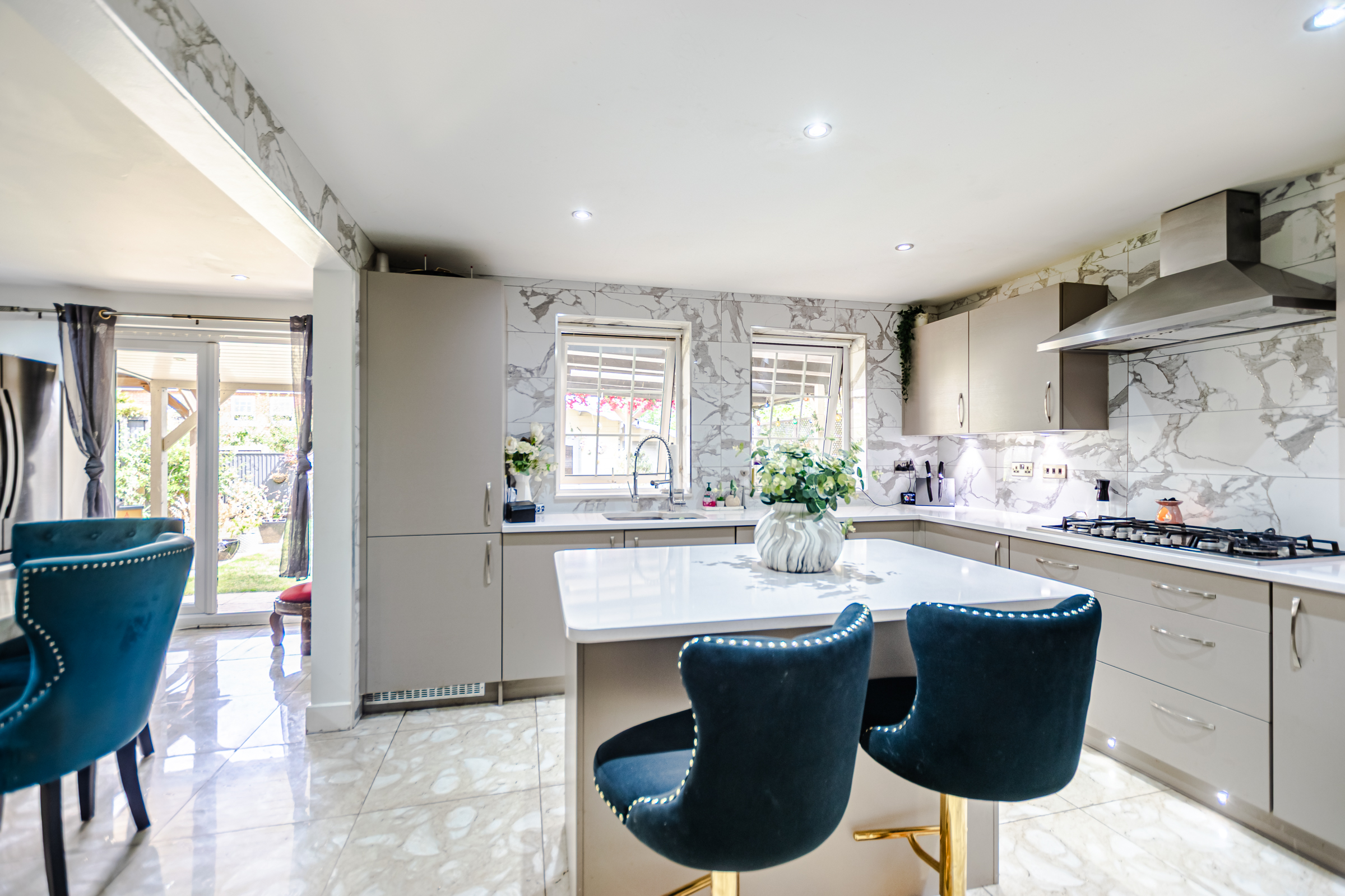 Clapham Avenue, Adel, Leeds, LS16 - Photo 5