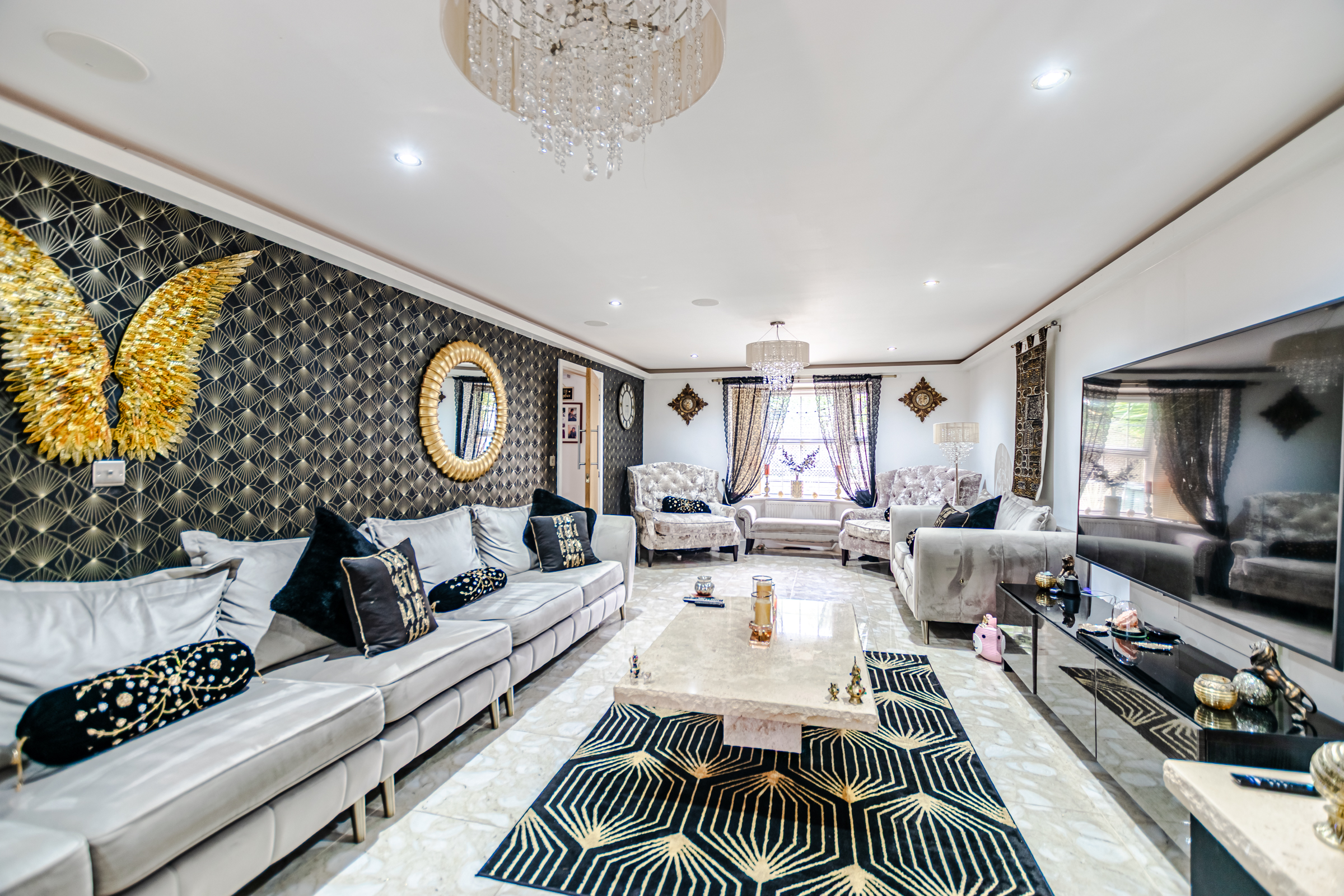 Clapham Avenue, Adel, Leeds, LS16 - Photo 3