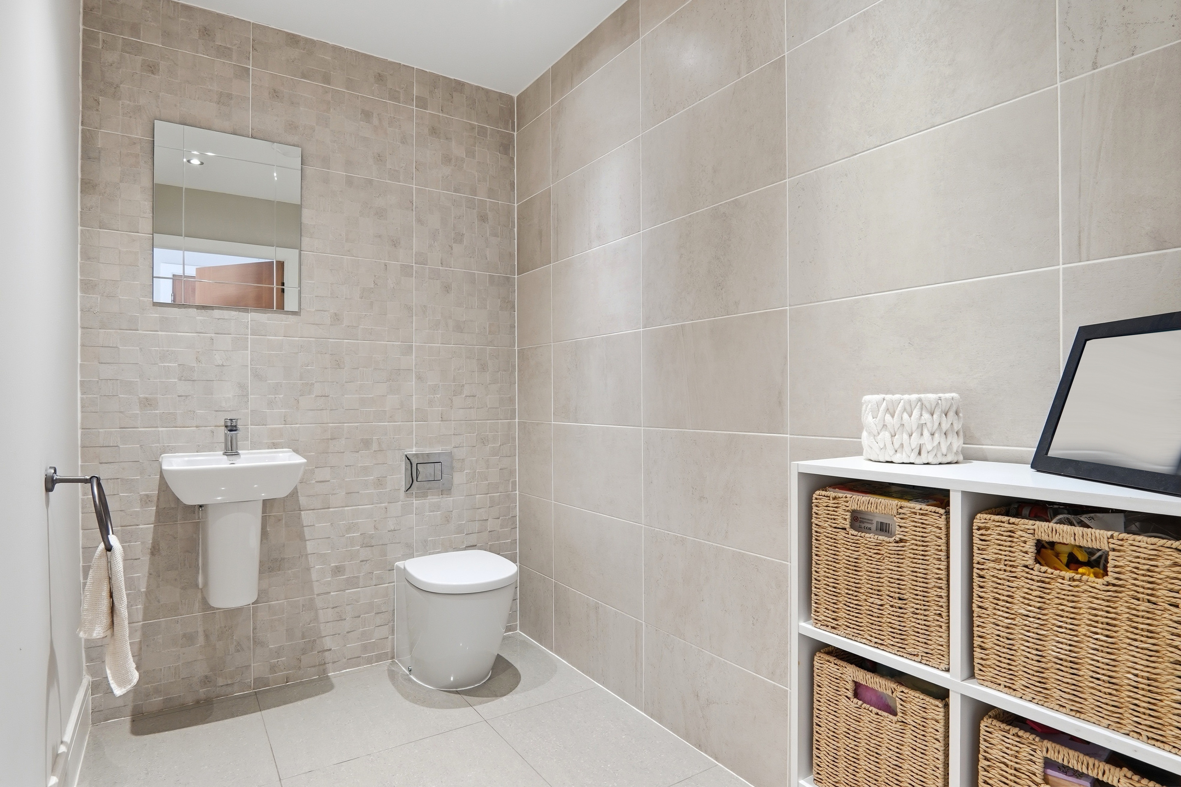 Mayfair Mount, Crossgates, Leeds, LS15 - Photo 6