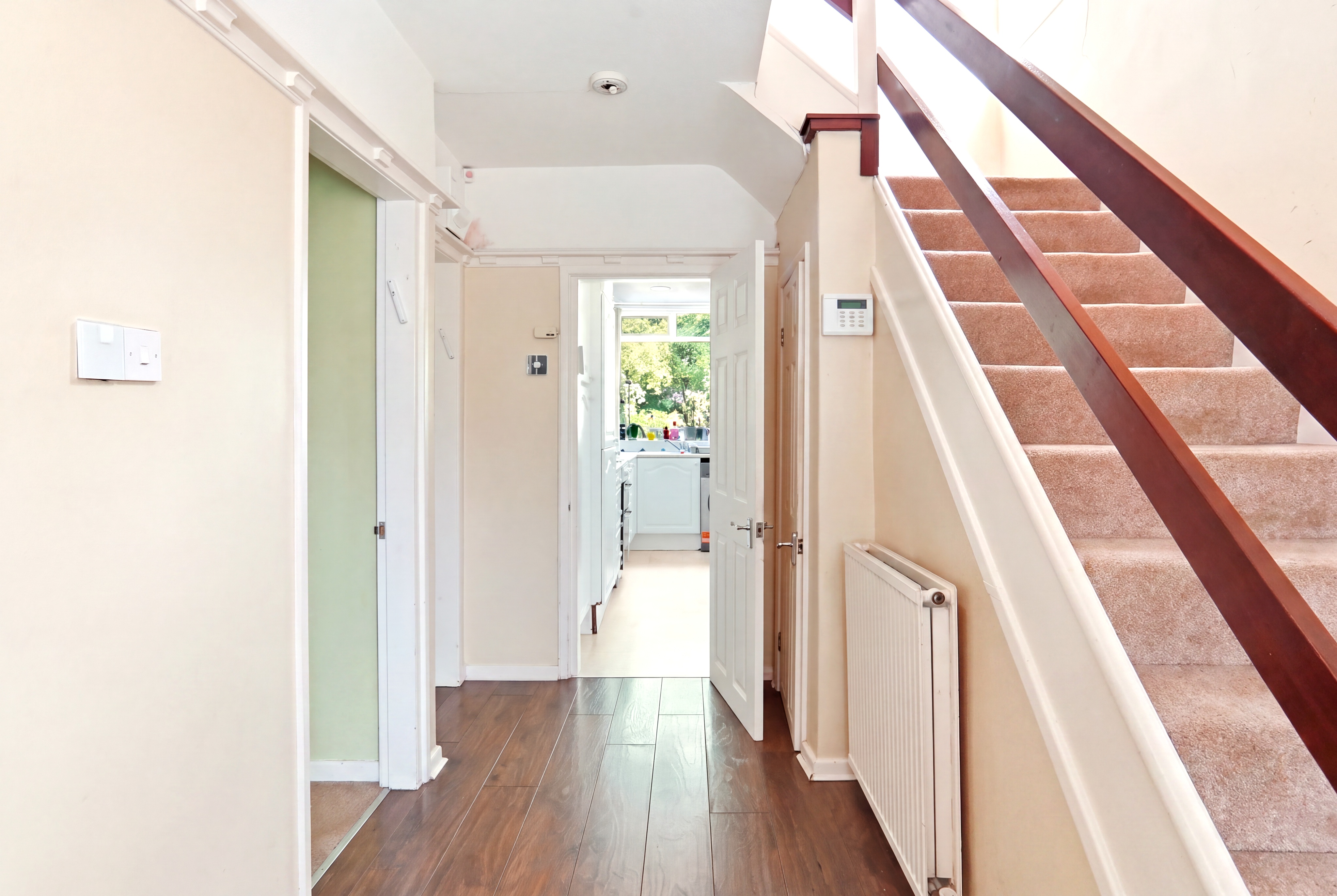 Mount Rise, Alwoodley, Leeds, LS17 - Photo 3