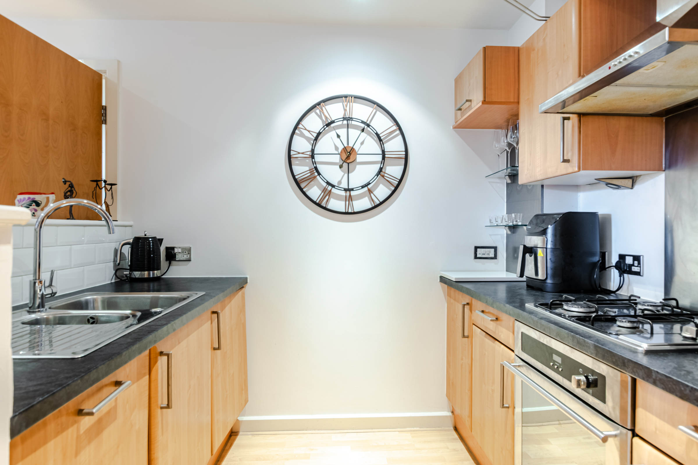 2 Bowman Lane, Leeds, LS10 - Photo 7