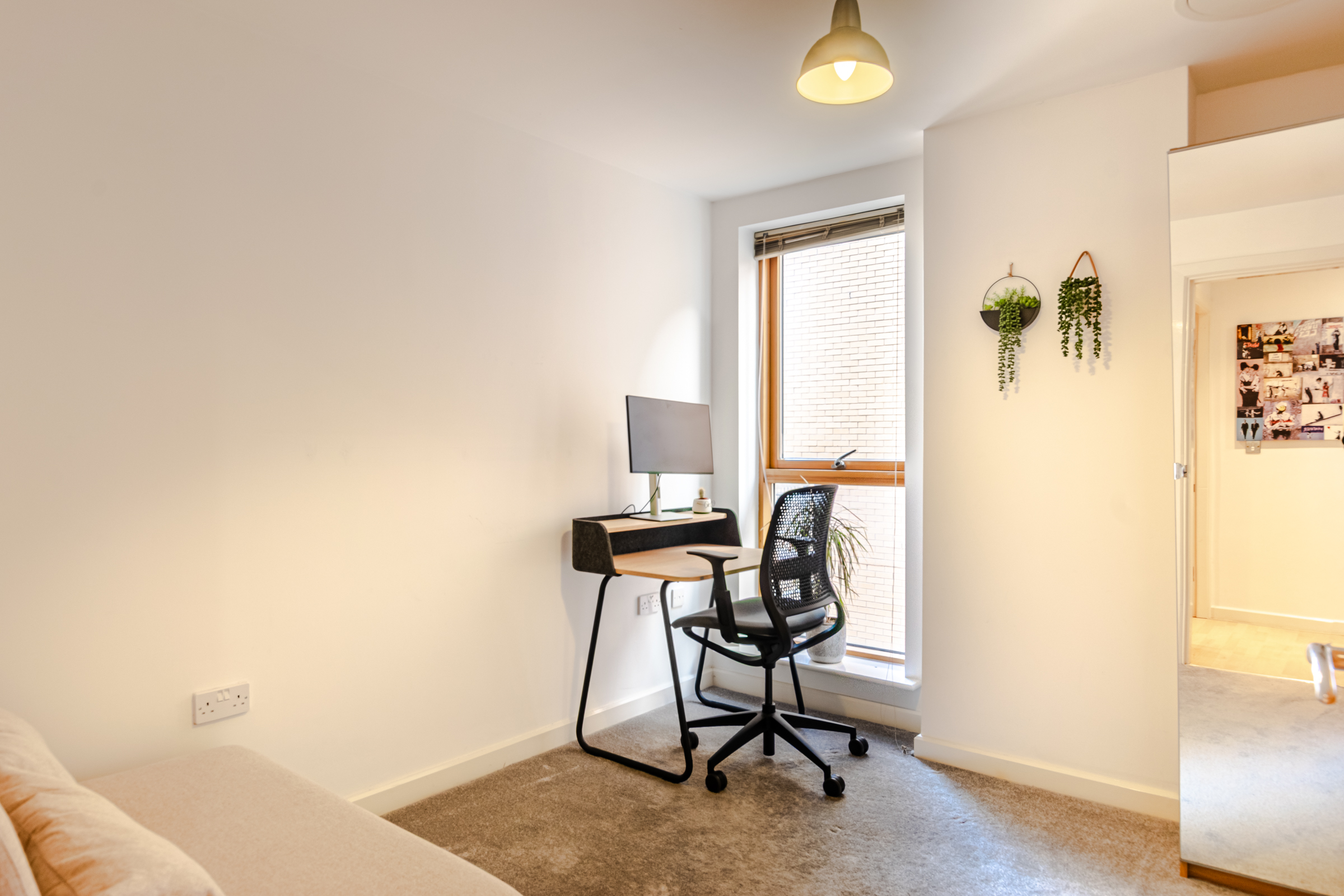 2 Bowman Lane, Leeds, LS10 - Photo 11