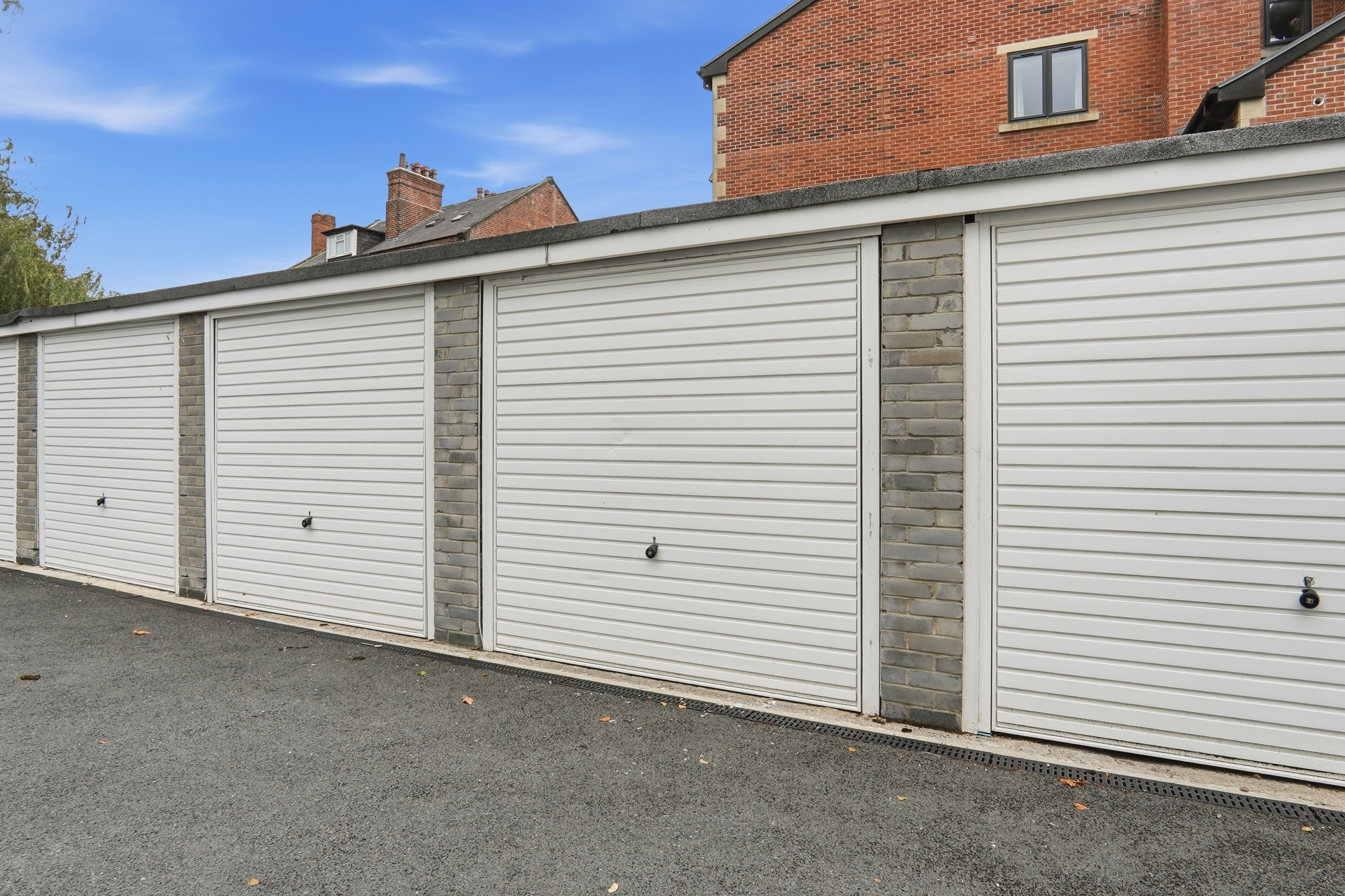 Sandhill Court, Sandhill Lane, Leeds, LS17 - Photo 17