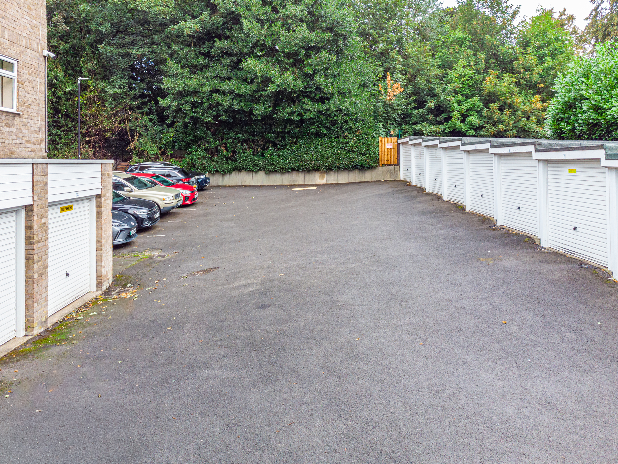 Gledhow Wood Close, Gledhow, Leeds, LS8 - Photo 14