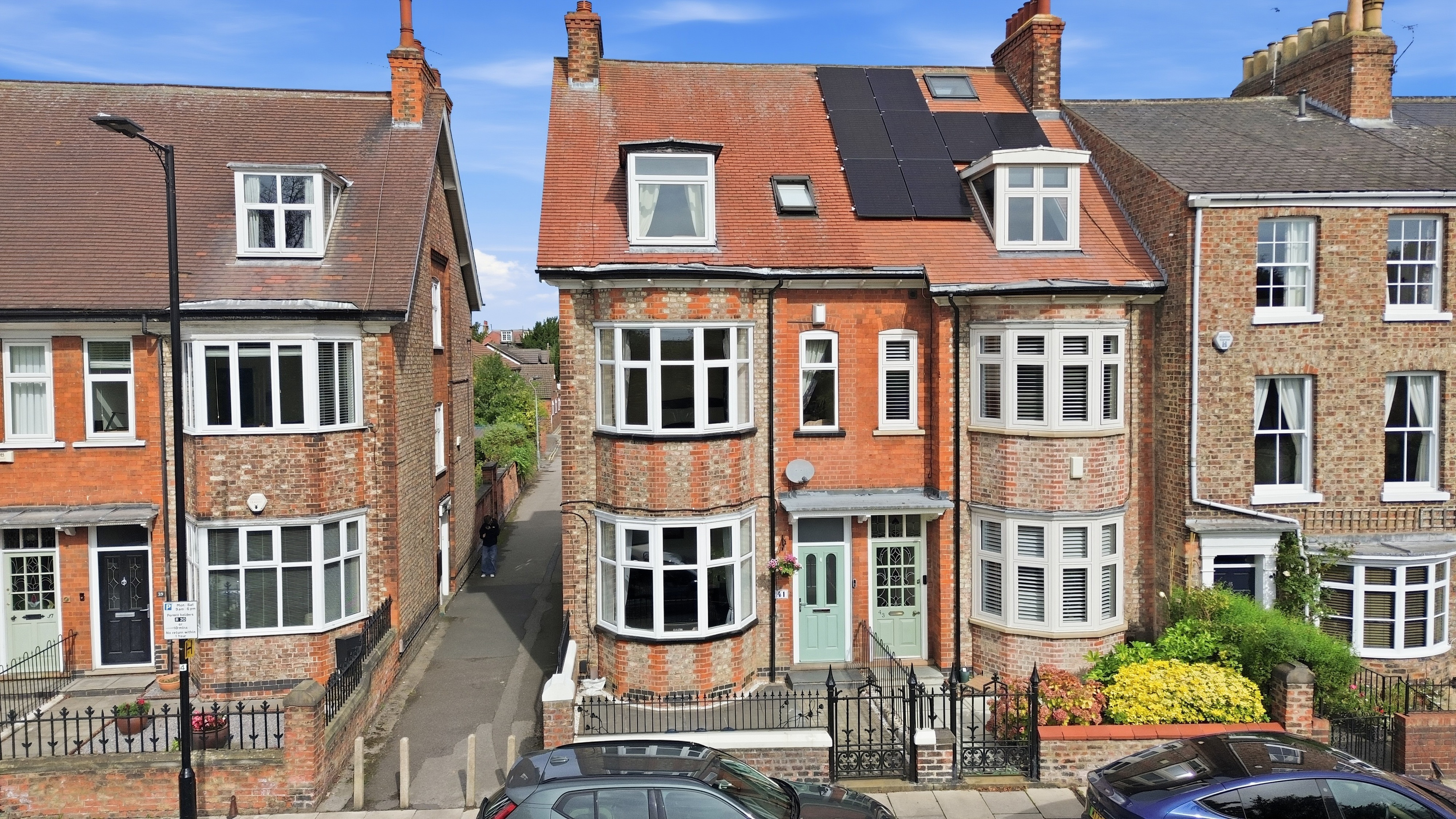 East Parade, York, YO31 - Photo 1