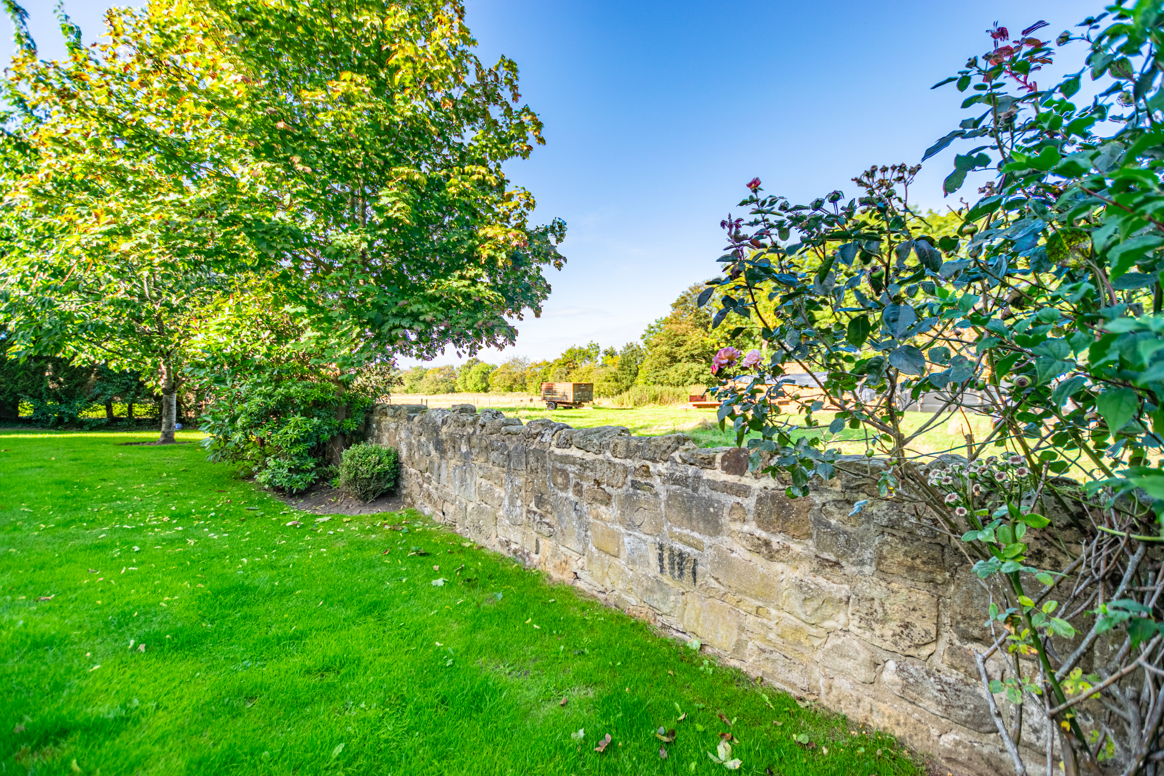 King Lane, King Lane Farm, Leeds, LS17 - Photo 46