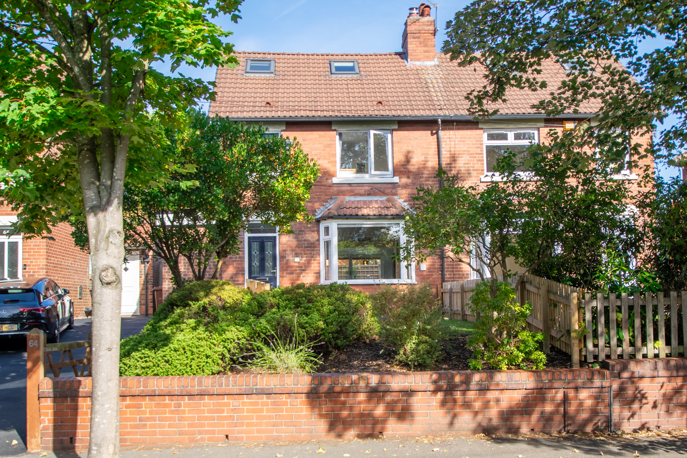 The Drive, Lidgett Park, Leeds, LS8 - Photo 1