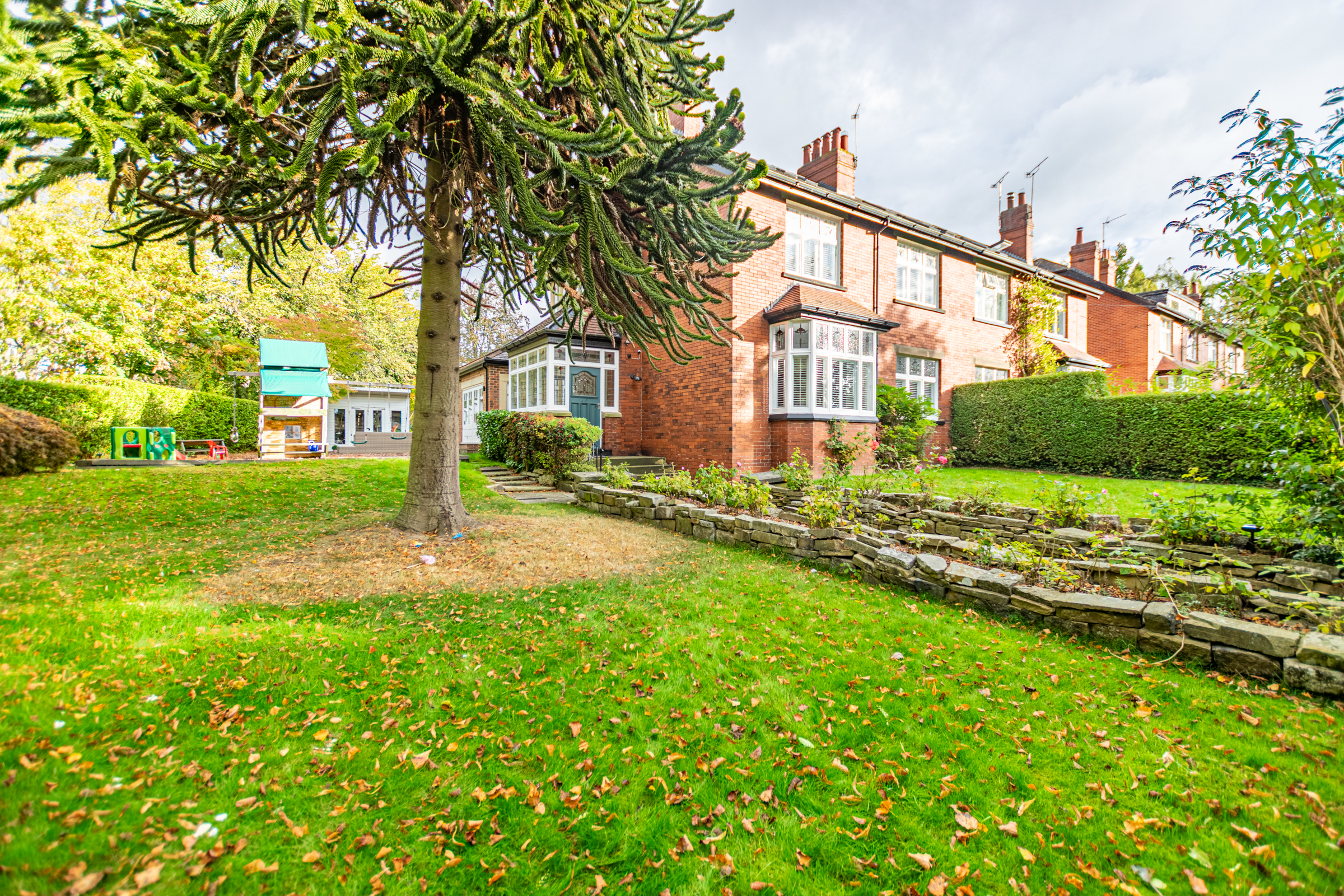 North Park Avenue, Lidgett Park, Leeds, LS8 - Photo 33