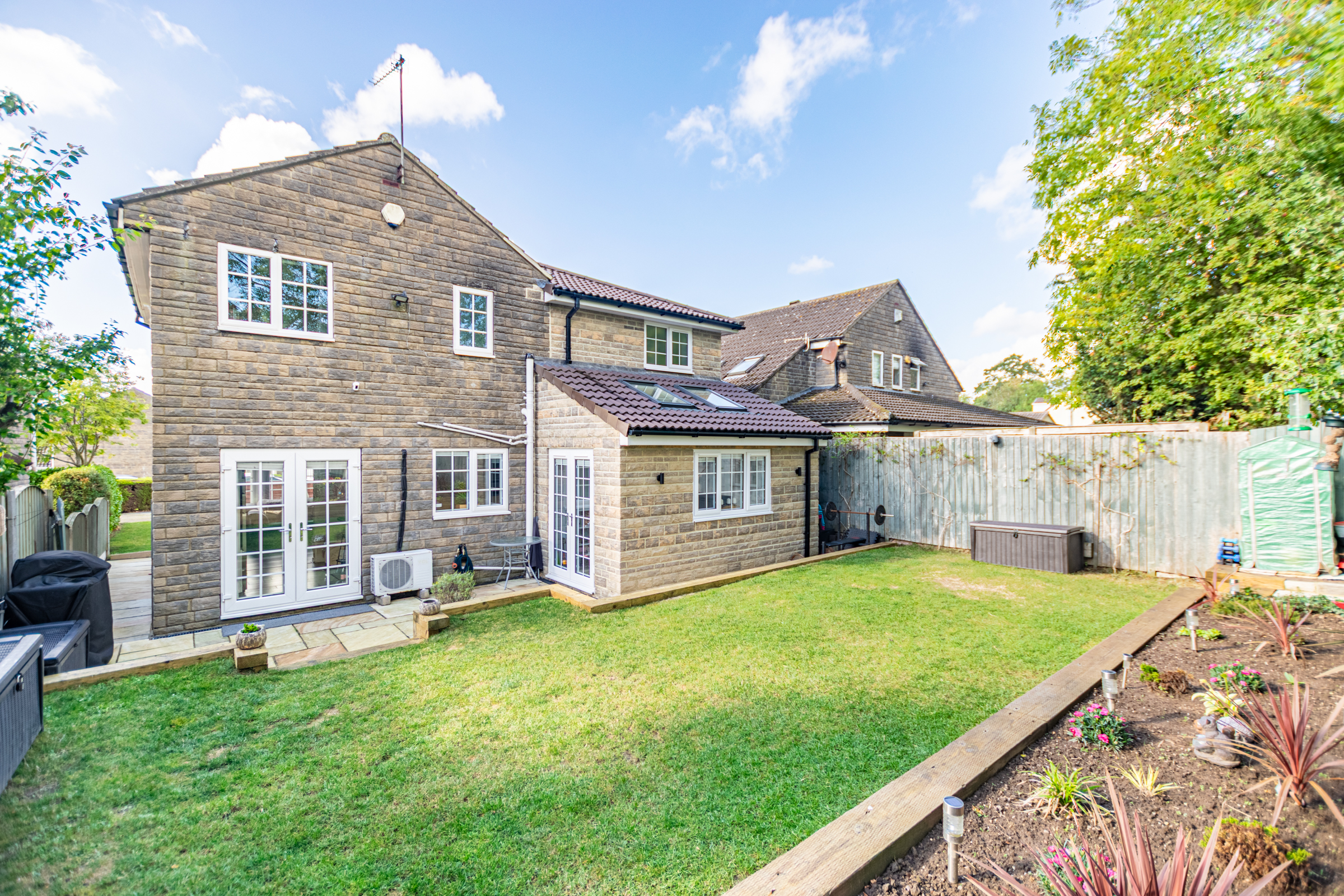 Westwinn Garth, Whinmoor, Leeds, LS14 - Photo 25