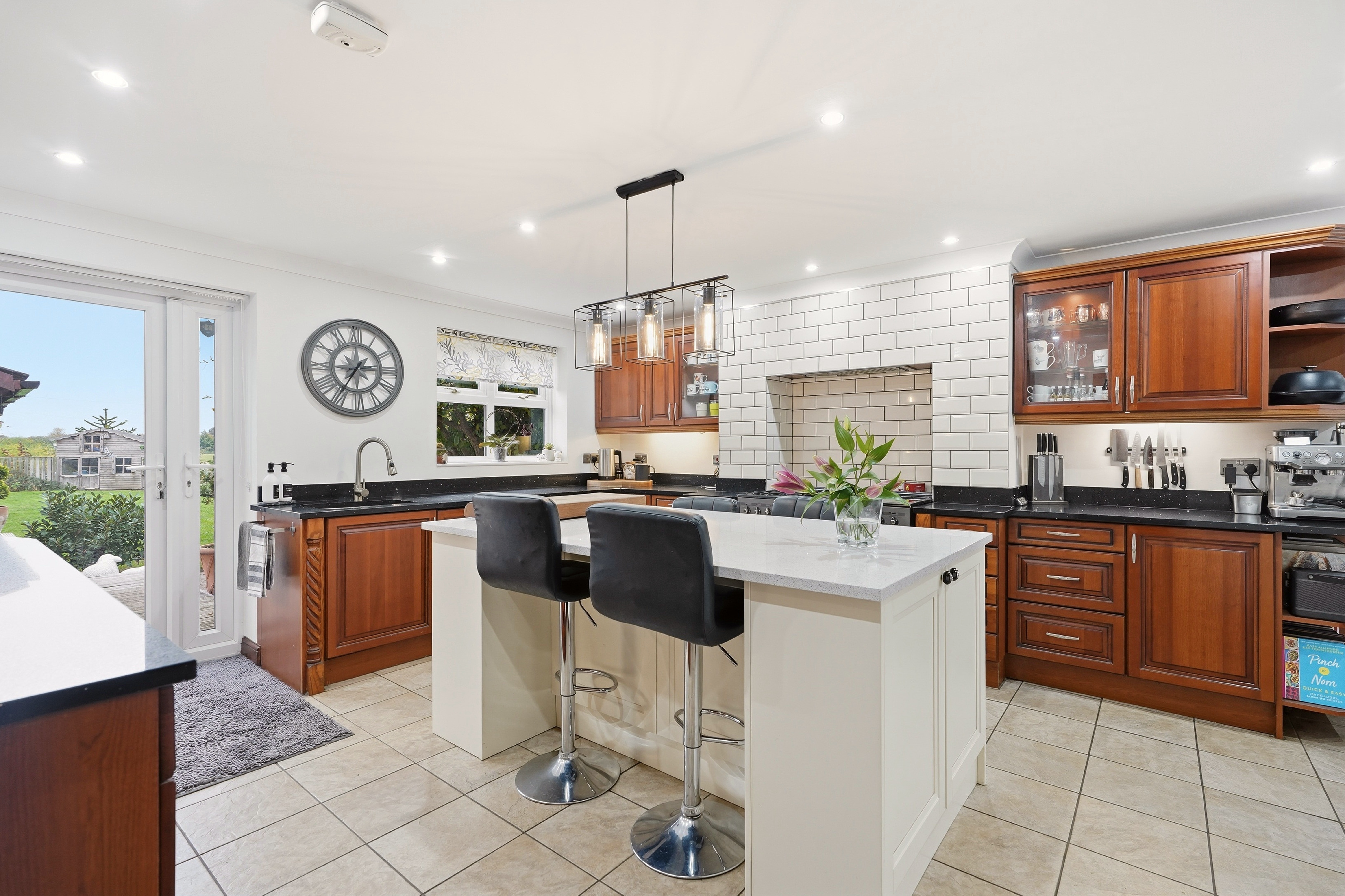 Main Street, Pollington, DN14 - Photo 13