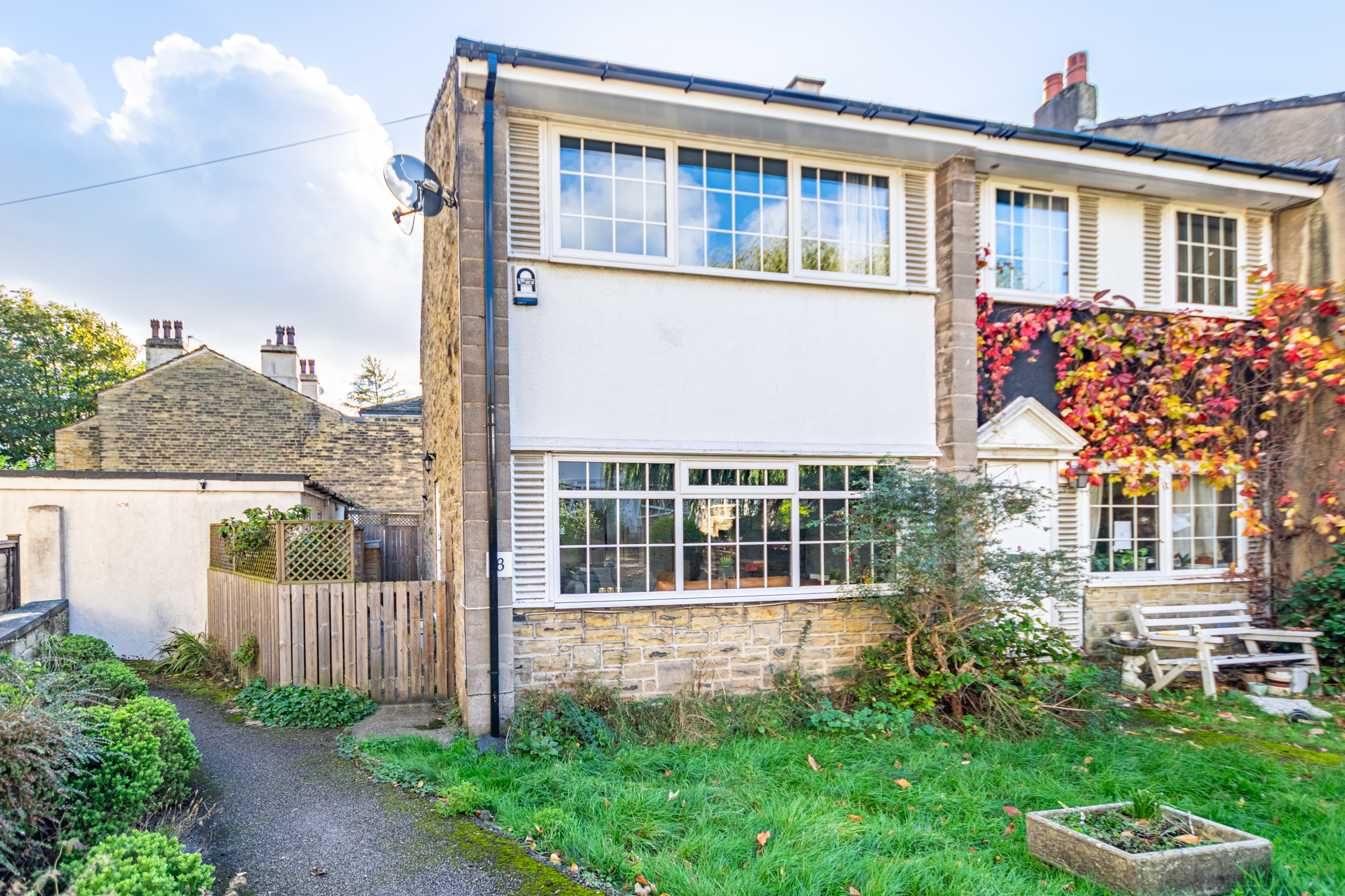 Quarrie Dene Court, Chapel Allerton, Leeds, LS7 - Photo 1