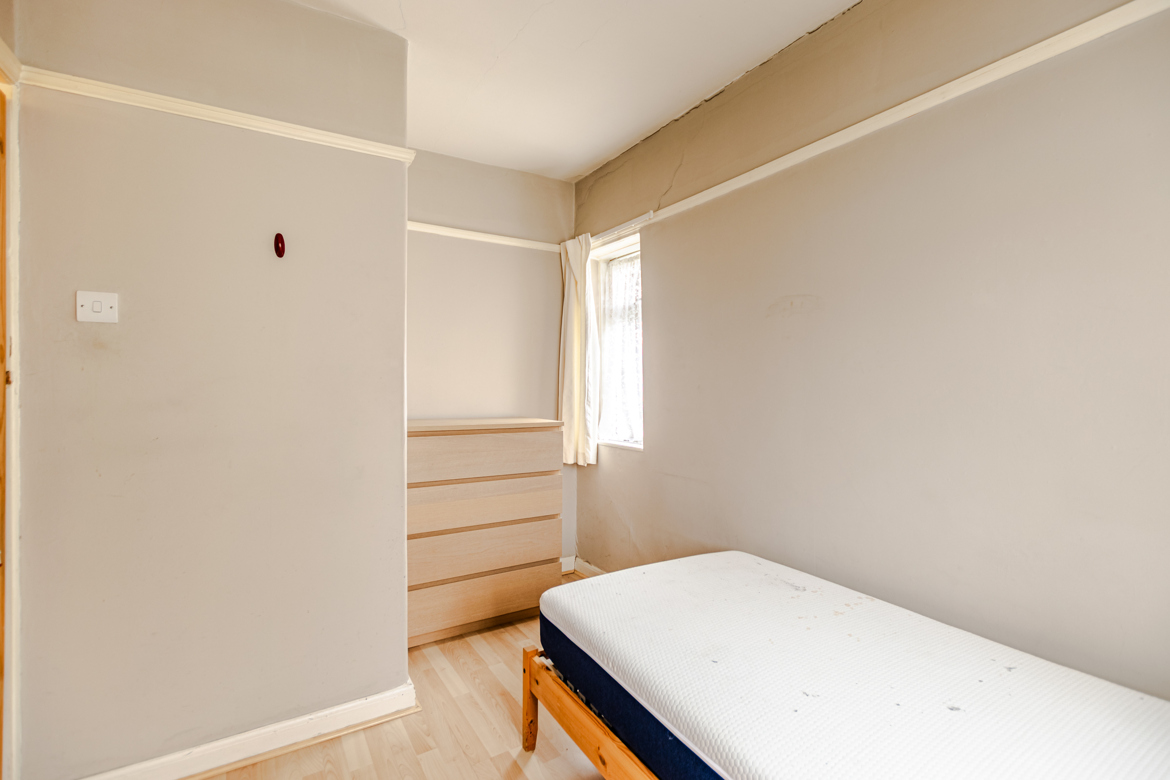Roxholme Grove, Chapeltown, Leeds, LS7 - Photo 9