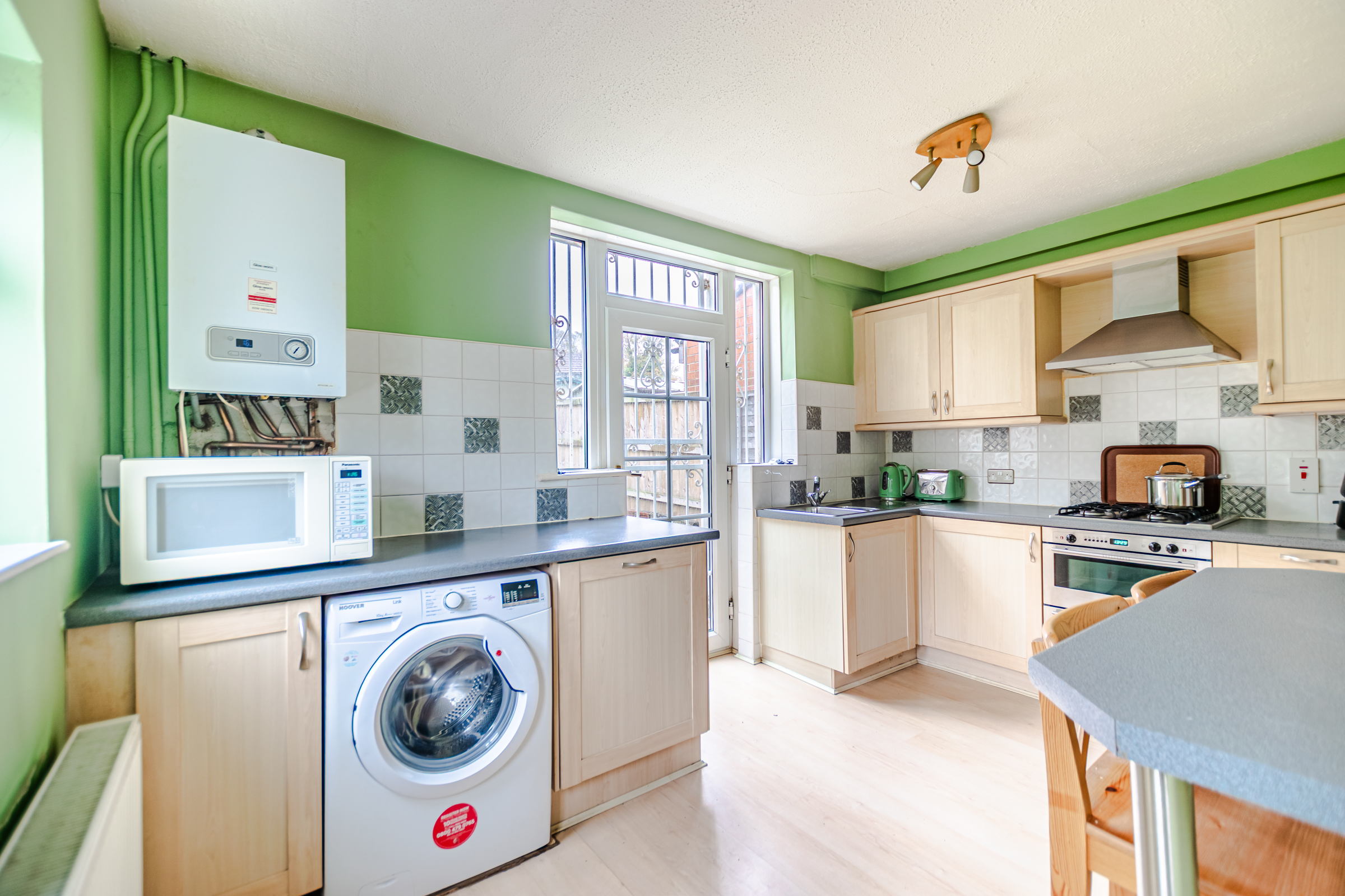 Roxholme Grove, Chapeltown, Leeds, LS7 - Photo 2