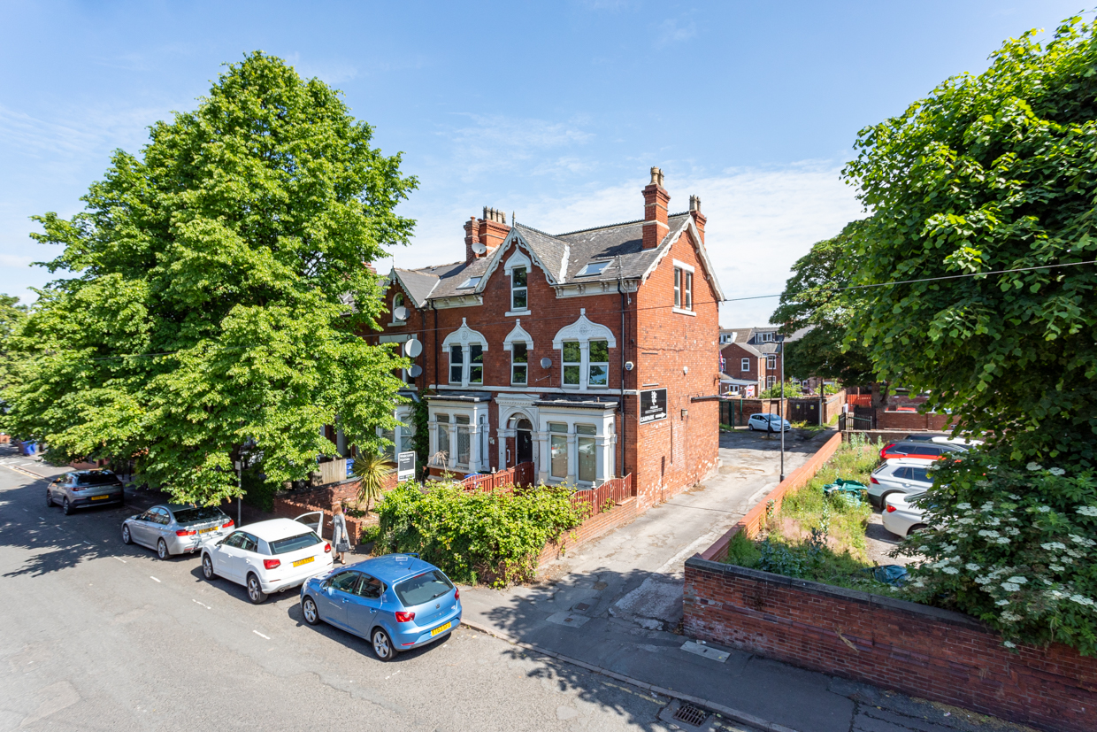 Kings Road, Wheatley, Doncaster, DN1 - Photo 1