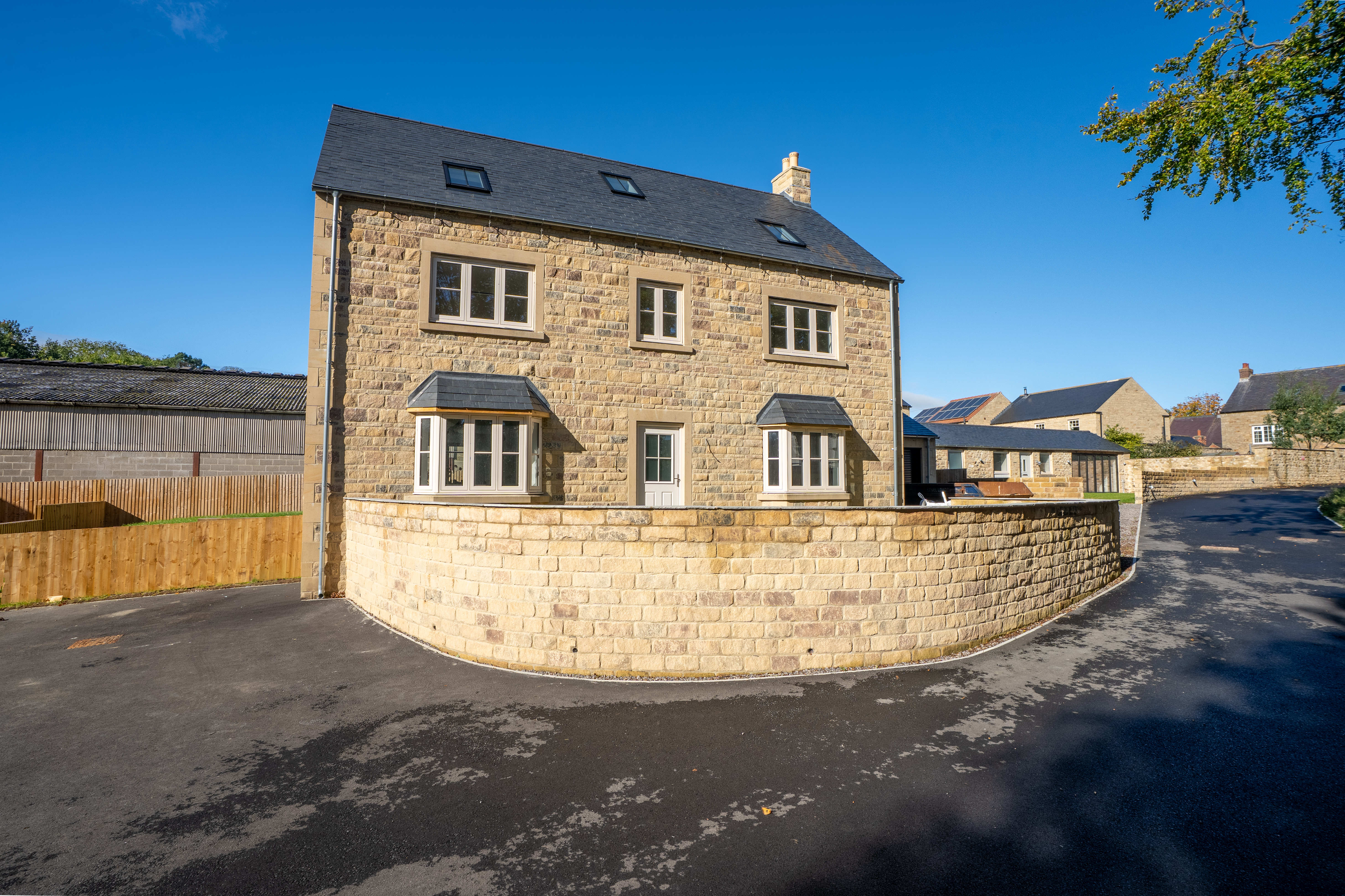 Park View Farm, Finghall, DL8 - Photo 1