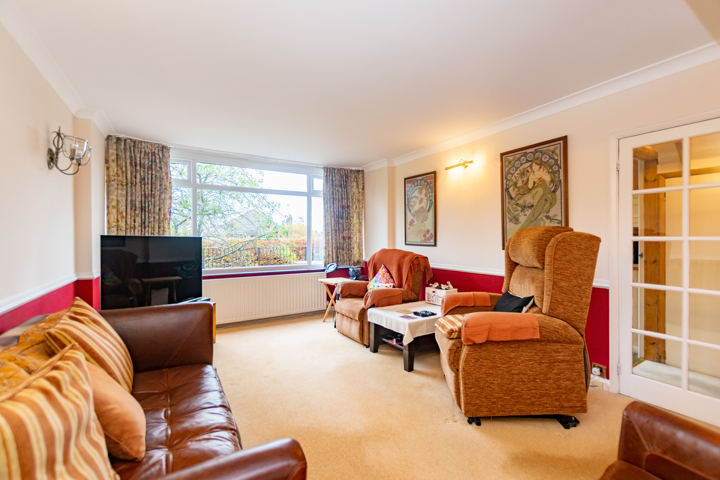 Sandhill Mount, Alwoodley, Leeds, LS17 - Photo 6