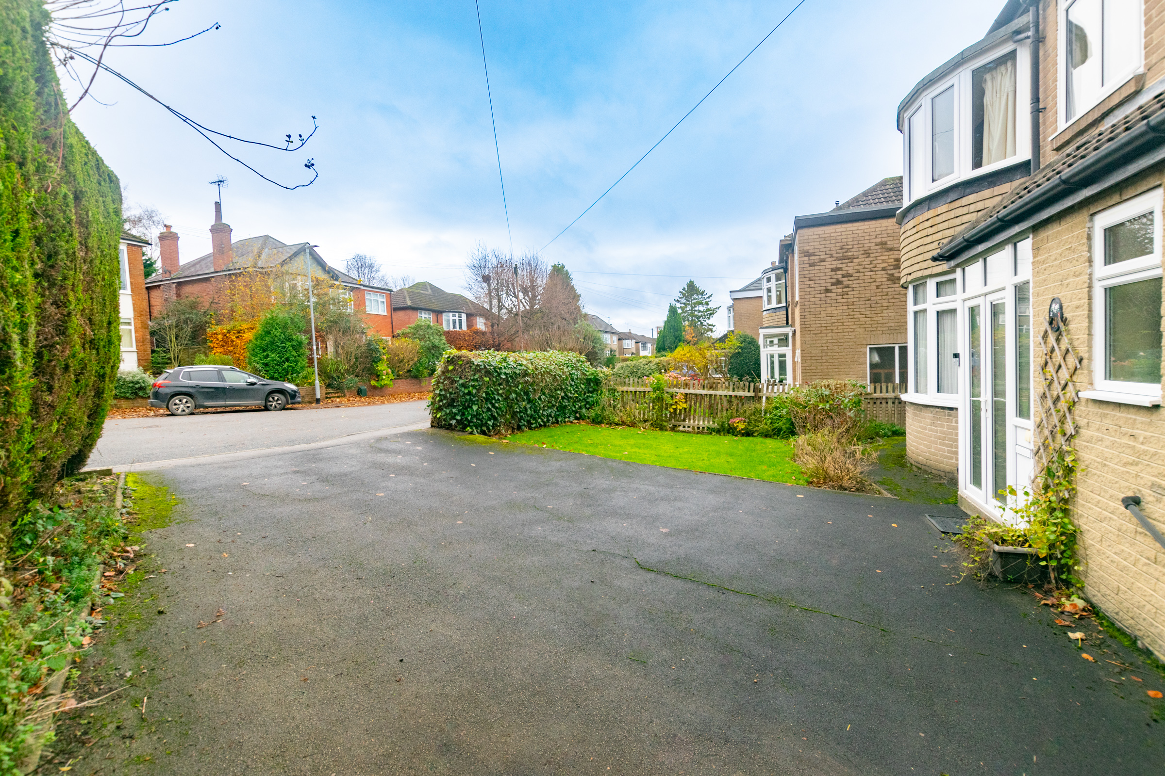Sandhill Mount, Alwoodley, Leeds, LS17 - Photo 34