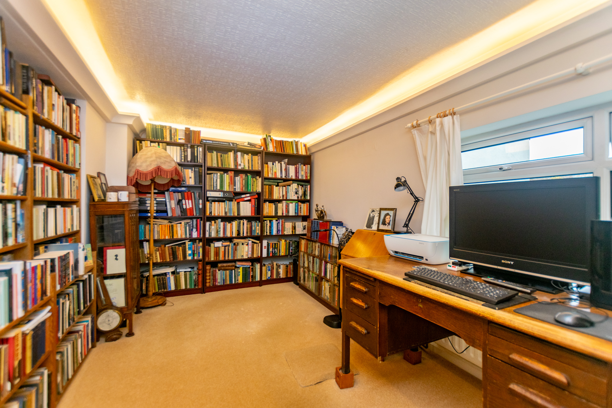 Sandhill Mount, Alwoodley, Leeds, LS17 - Photo 16