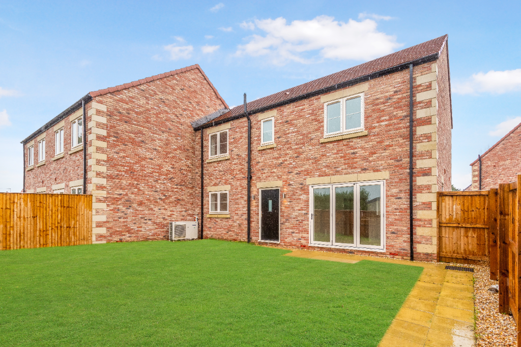 Rockinghorse Avenue, Pickhill, YO7 - Photo 13