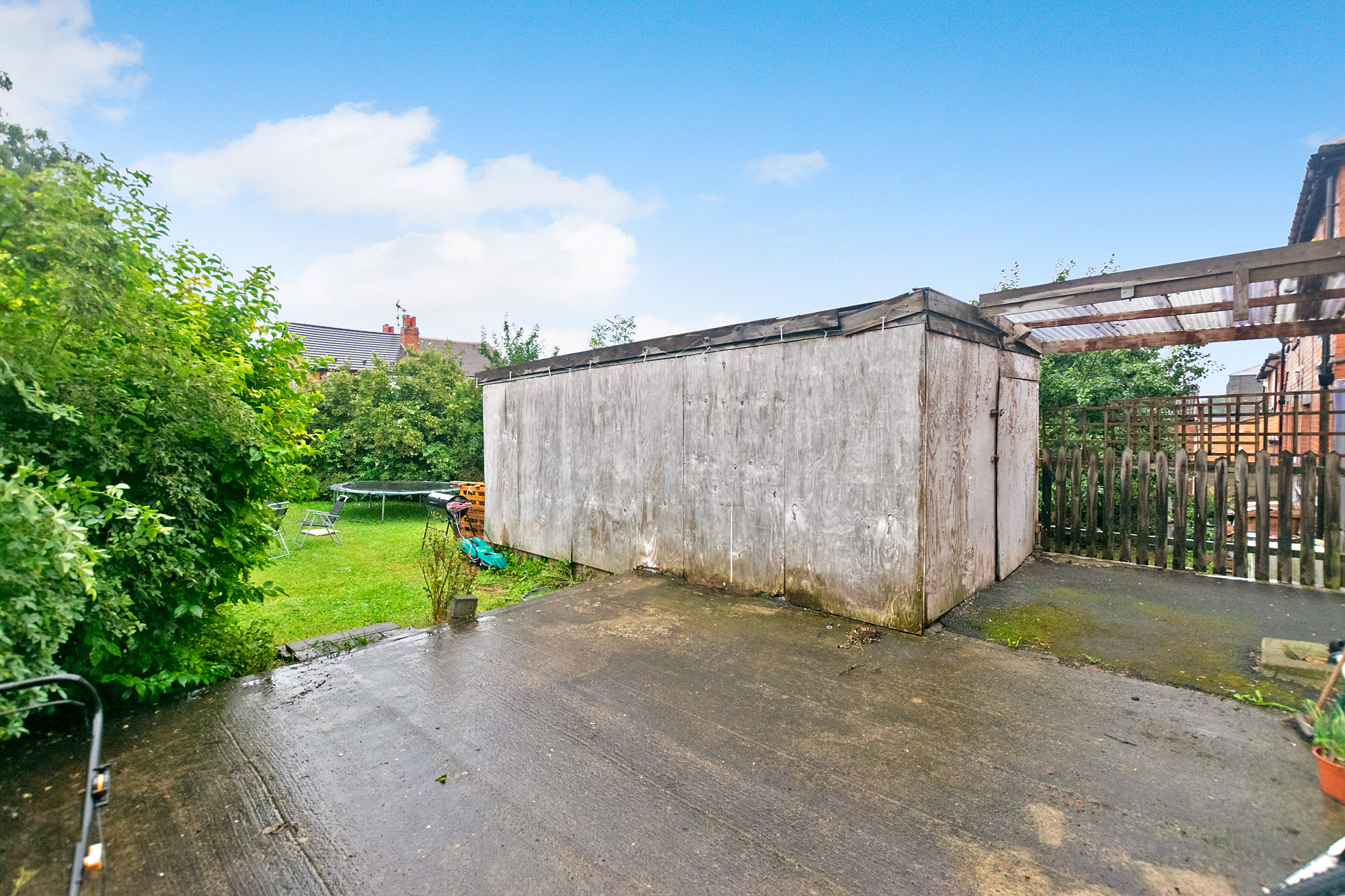 St Martins View, Potternewton, Leeds, LS7 - Photo 12