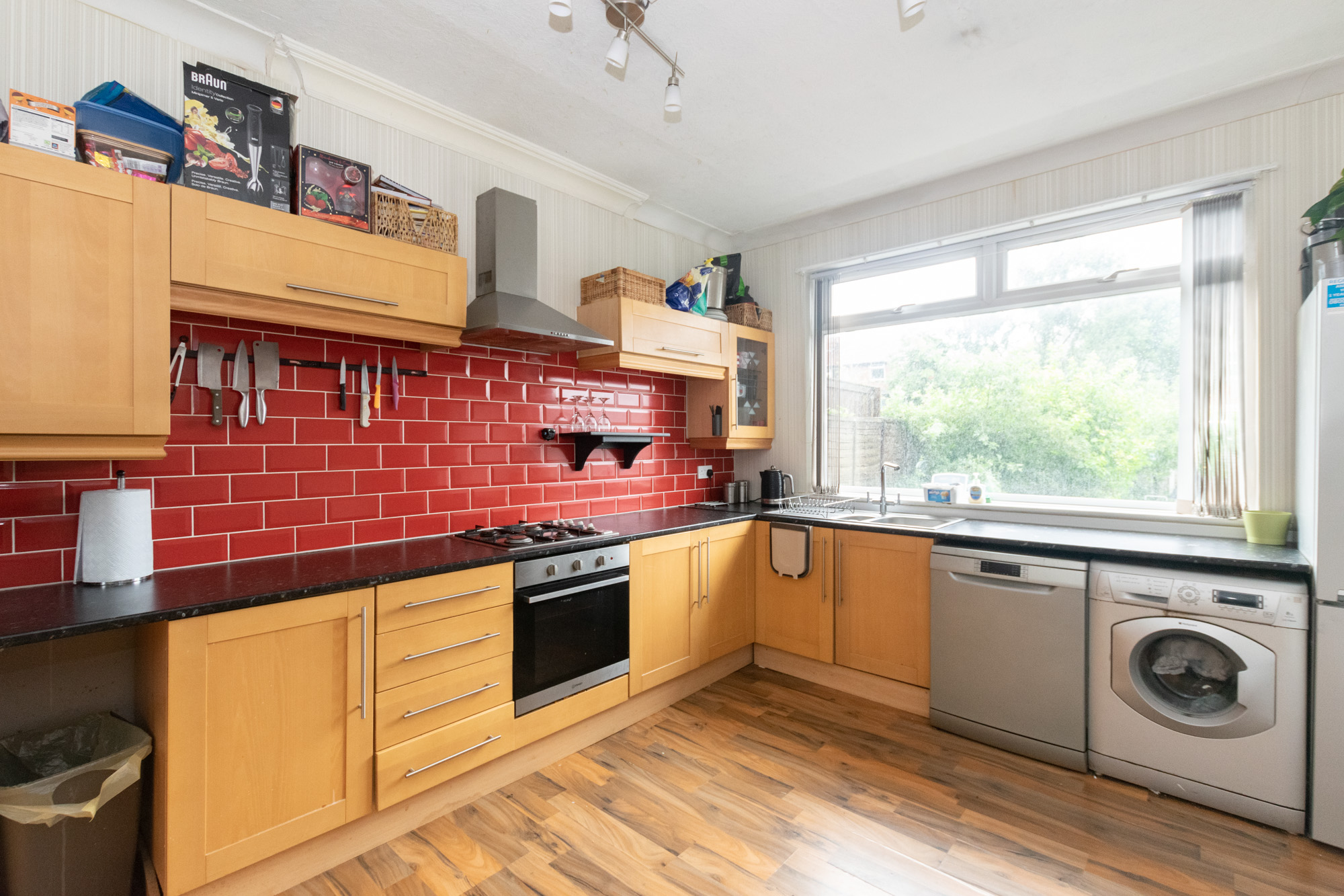 St Martins View, Potternewton, Leeds, LS7 - Photo 4